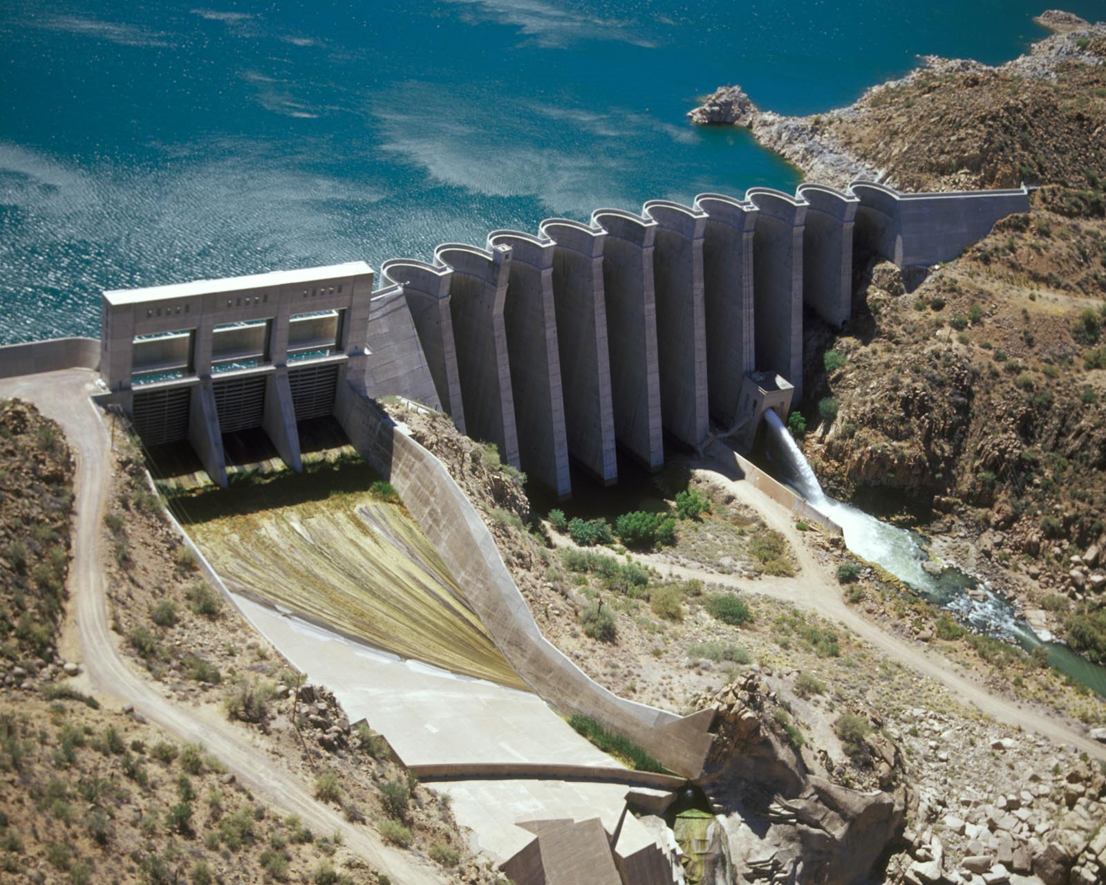 BartlettDam.jpg