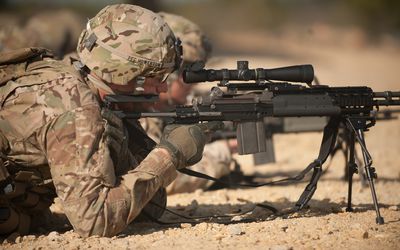 Army_Reserve_Marksmanship_Team_provides_training_on_Enhanced_Battle_Rifle_120214-A-XN107-615-5b5d789246e0fb00254056c9.jpg