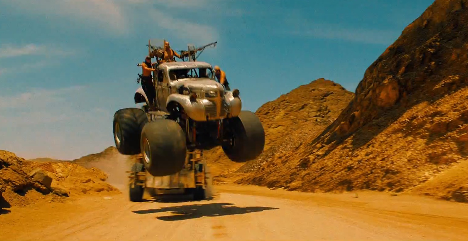 mad-max-fury-road-new-trailer-has-epic-car-stunts-video-89920_1.jpg