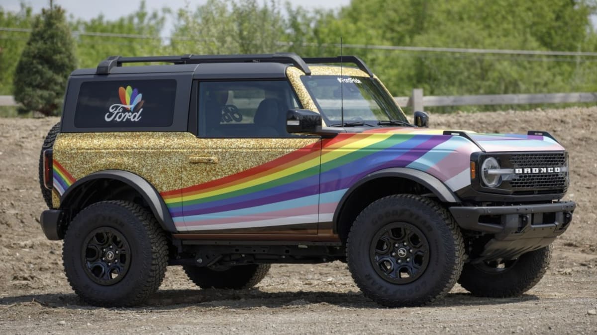 Ford-Pride-Bronco-rainbow-livery.jpeg